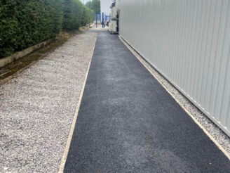 tarmac / asphalt walkway path surfacing